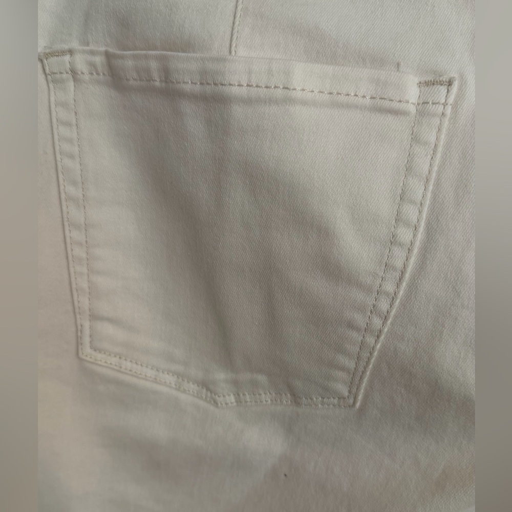 Lauren Conrad Size 14 Flare Jeans - Picture 2 of 7